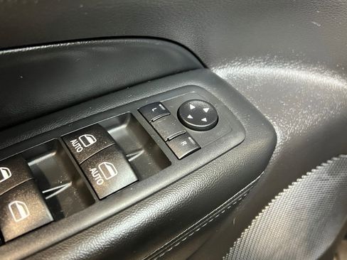 Certified 2020 Jeep Grand Cherokee Laredo image 29