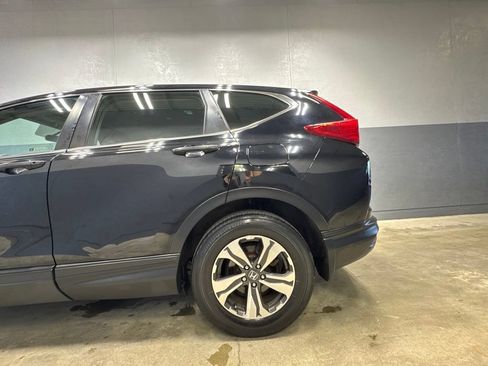 Used 2019 Honda CR-V LX image 10