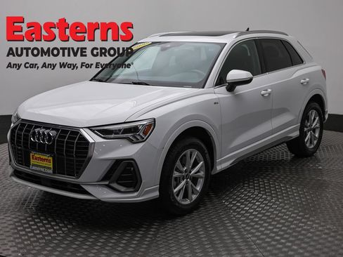 Used 2025 Audi Q3 2.0T Premium AWD/4WD image 1