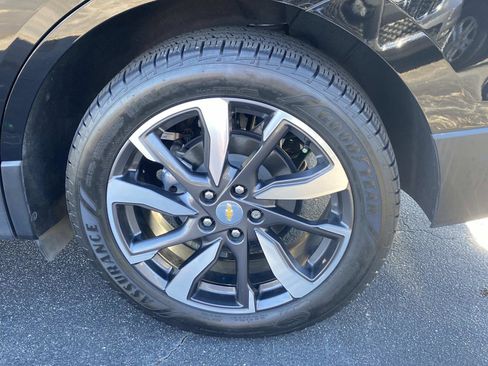 Used 2022 Chevrolet Equinox Premier image 16
