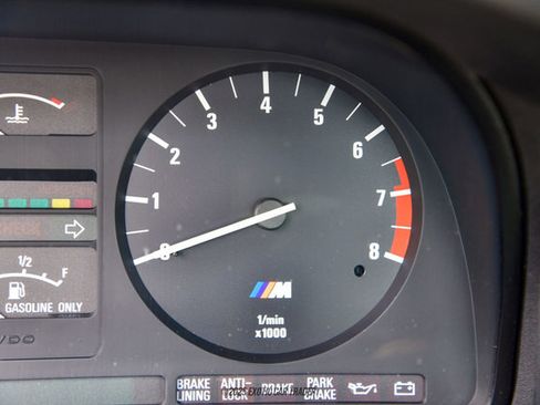 Used 1988 BMW M5 image 19