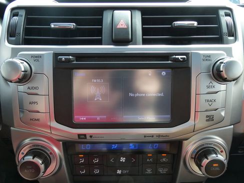 Used 2019 Toyota 4Runner 4WD image 31