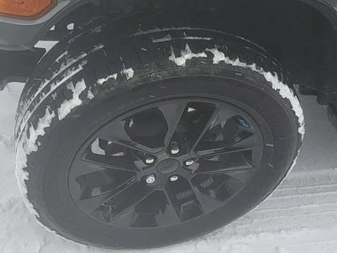 Used 2023 Jeep Wrangler Unlimited Sahara w/ Cold Weather Group image 5