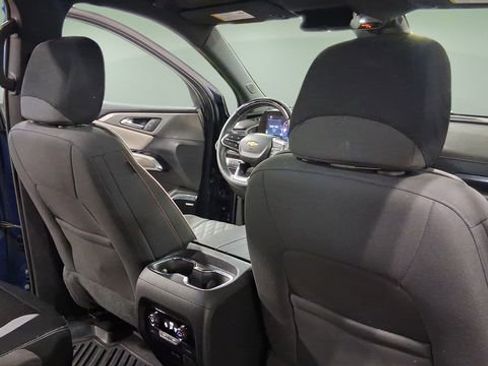 Used 2024 Chevrolet Traverse LT w/ Enhanced Driving Package image 16