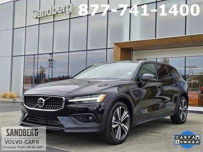 Used 2025 Volvo V60 B5 Cross Country Plus