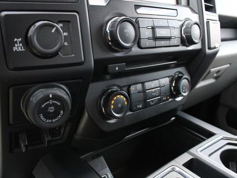 Used 2018 Ford F150 XL w/ Equipment Group 101A Mid AWD/4WD image 15