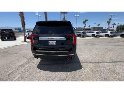 Used 2023 GMC Yukon XL Denali AWD/4WD image 7