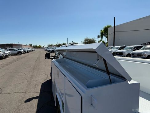 New 2025 Ford F350 XL w/ XL Chrome Package image 16