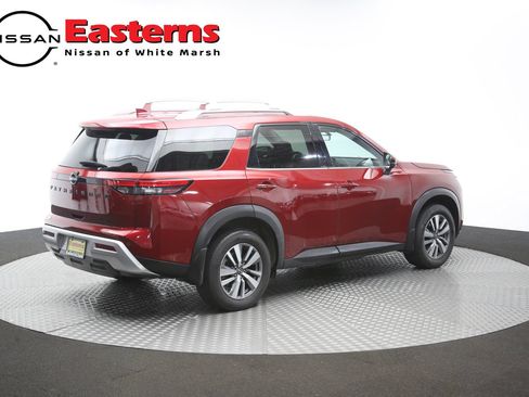 Used 2023 Nissan Pathfinder SL w/ Lighting Package (N92) AWD/4WD image 37
