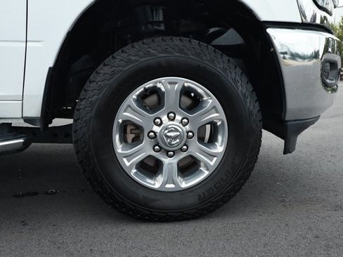 Certified 2024 RAM 2500 Big Horn AWD/4WD image 5