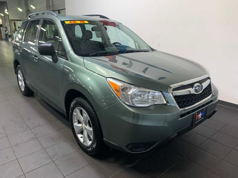 Used 2016 Subaru Forester 2.5i w/ Alloy Wheel Package image 2