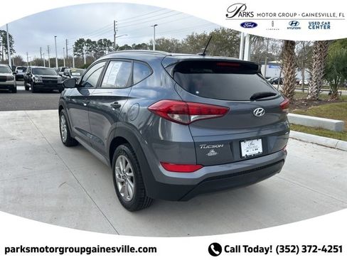Used 2017 Hyundai Tucson SE image 6