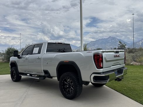 Used 2023 GMC Sierra 3500 SLE w/ SLE Value Package AWD/4WD image 3