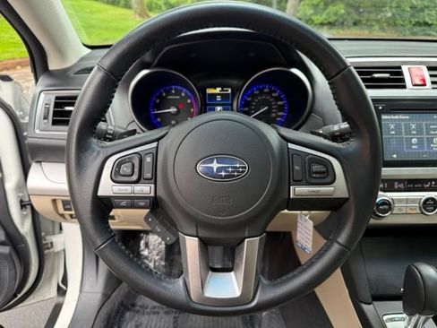 Used 2016 Subaru Outback 2.5i Premium AWD/4WD image 14