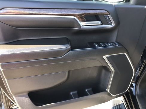 Used 2024 GMC Sierra 1500 Elevation w/ LPO, Elevation Black Package image 13