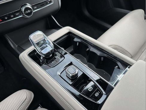 New 2026 Volvo XC90 B6 Ultra w/ Protection Package Premier AWD/4WD image 6