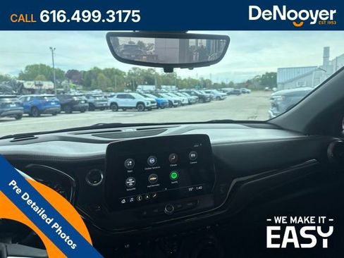 Used 2025 Chevrolet Blazer RS w/ Driver Confidence II Package AWD/4WD image 13