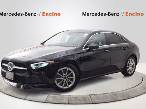 Used 2020 Mercedes-Benz A 220 image 1