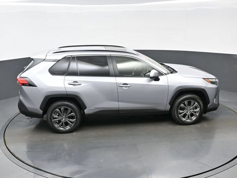 Used 2023 Toyota RAV4 XLE Premium AWD/4WD image 43
