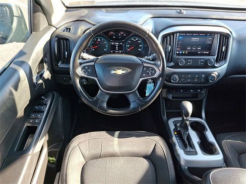 Certified 2022 Chevrolet Colorado LT w/ LT Convenience Package image 11