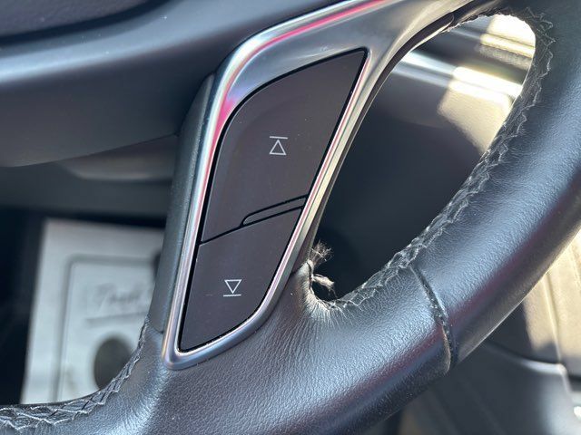 Used 2023 Cadillac XT5 Luxury w/ LPO, Floor Liner Package FWD image 45
