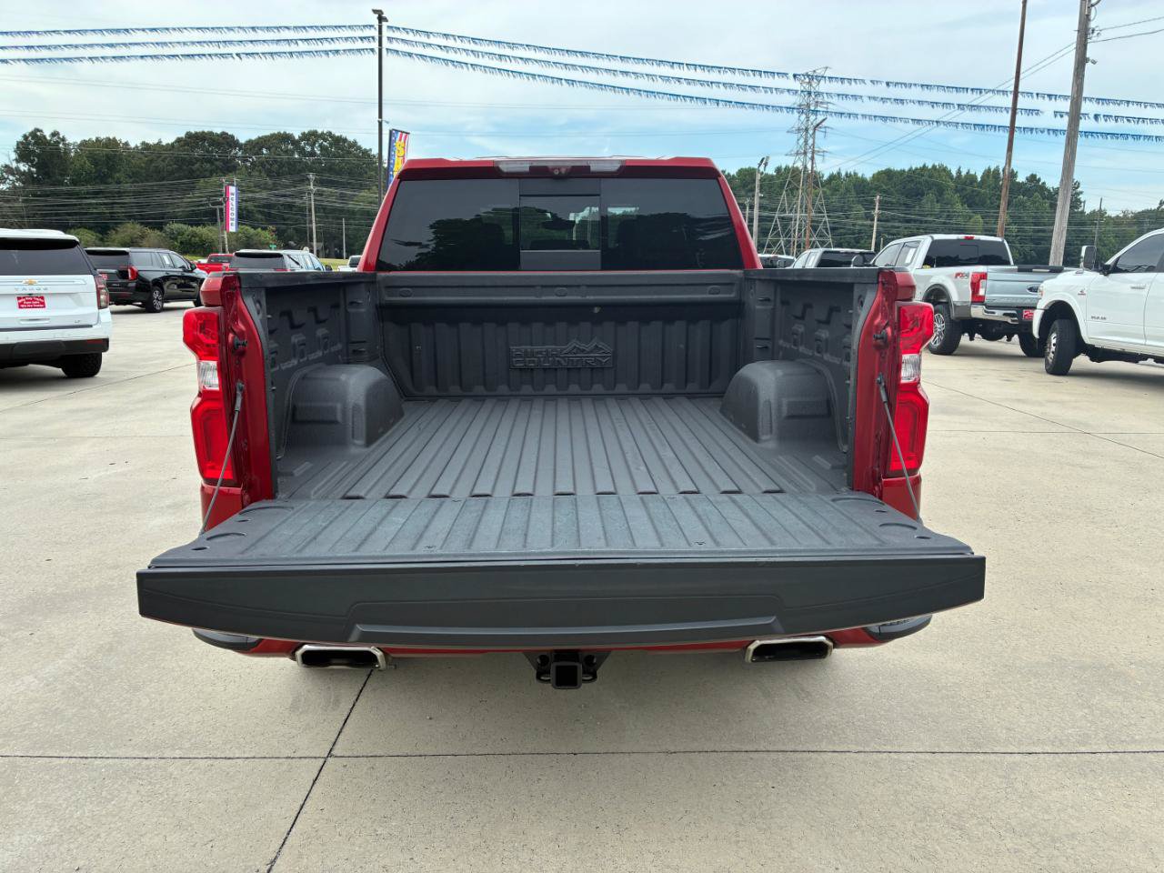Used 2021 Chevrolet Silverado 1500 High Country w/ Technology Package AWD/4WD image 31