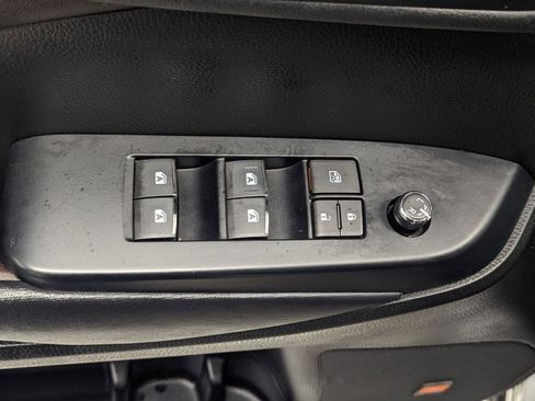 Used 2019 Toyota Highlander Limited image 20