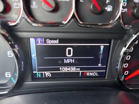 Used 2018 Chevrolet Silverado 1500 LT w/ All Star Edition AWD/4WD image 17