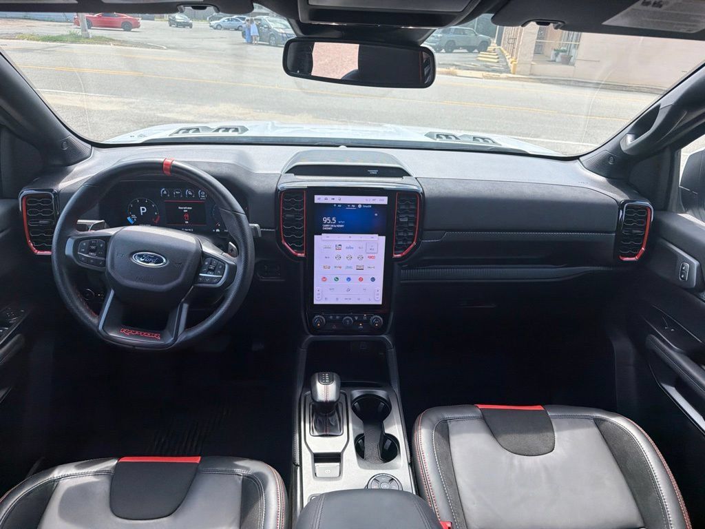 Used 2025 Ford Ranger Raptor AWD/4WD image 17