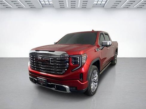 Used 2023 GMC Sierra 1500 Denali w/ Denali Reserve Package AWD/4WD image 5