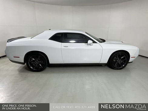 Used 2021 Dodge Challenger SXT w/ Blacktop Package image 8