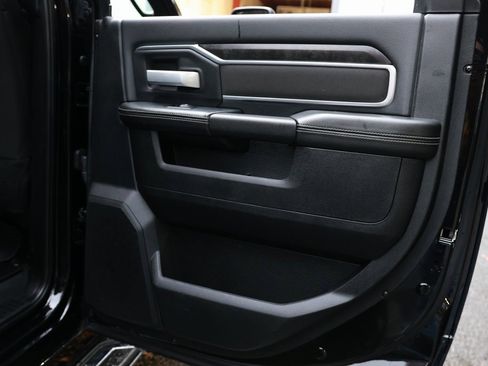 Used 2024 RAM 3500 Big Horn image 20