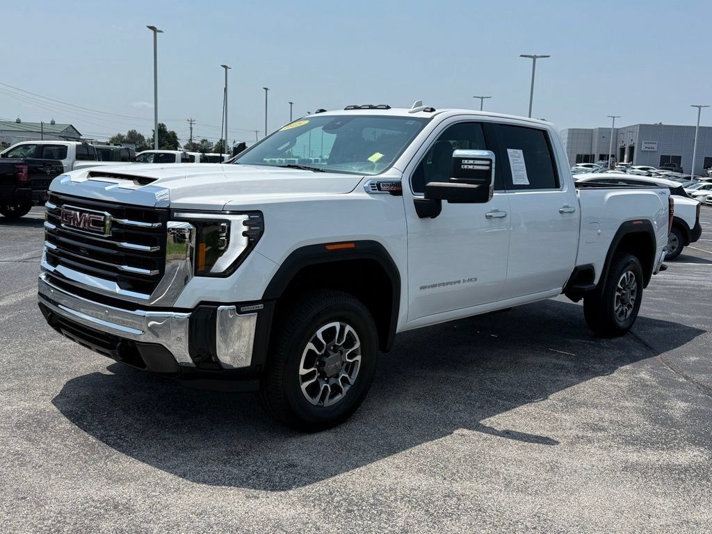 Used 2025 GMC Sierra 2500 SLT w/ SLT Convenience Package AWD/4WD image 37
