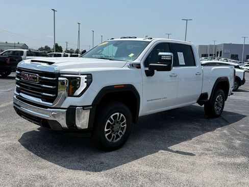 Used 2025 GMC Sierra 2500 SLT w/ SLT Convenience Package AWD/4WD image 37