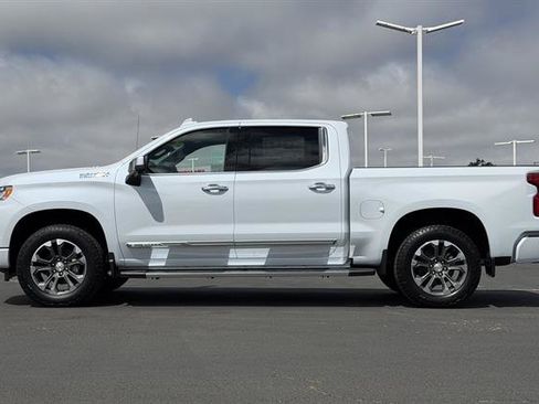 New 2026 Chevrolet Silverado 1500 High Country w/ Technology Package AWD/4WD image 7