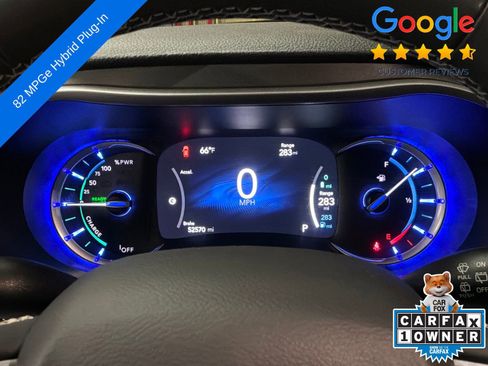 Used 2023 Chrysler Pacifica Touring-L FWD image 22