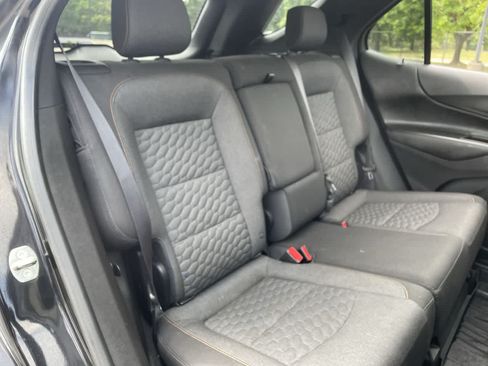 Used 2018 Chevrolet Equinox LT w/ Sun & Infotainment Package FWD image 15