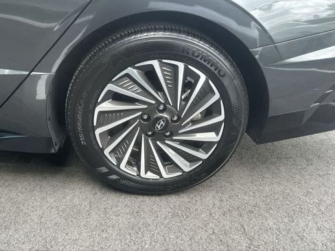 Used 2025 Hyundai Sonata SEL FWD image 10