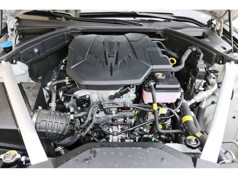 Used 2026 Genesis G70 2.5T Prestige image 34