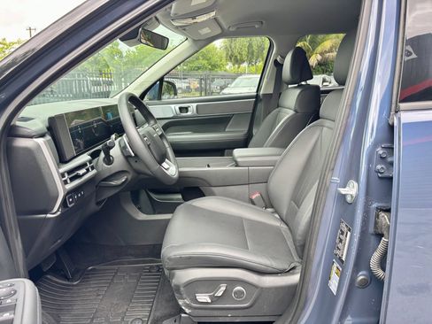 Used 2026 Hyundai Santa Fe SEL FWD image 9