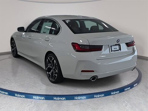 Used 2026 BMW 330i Sedan w/ Convenience Package RWD image 6