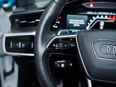 Used 2021 Audi RS 6 w/ Executive Package image 43