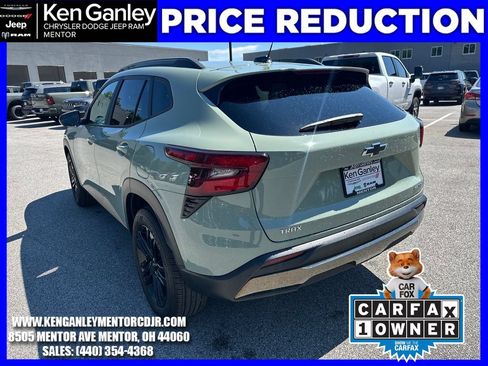 Used 2024 Chevrolet Trax ACTIV w/ Sunroof Package FWD image 6