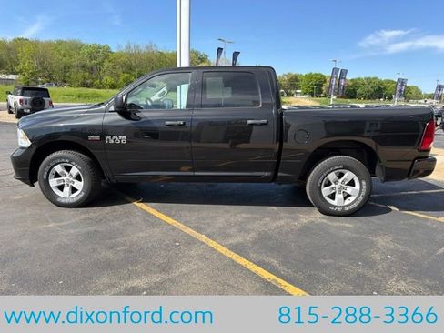 Used 2018 RAM 1500 Express AWD/4WD image 5