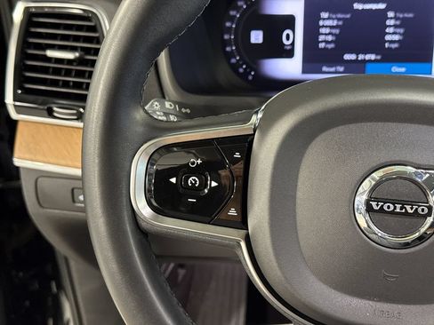 Certified 2023 Volvo XC90 B6 Plus AWD/4WD image 12