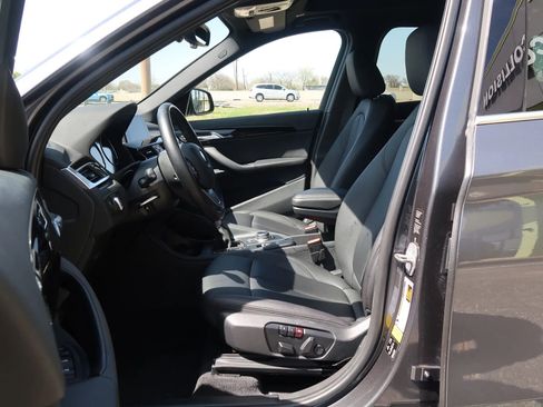 Used 2019 BMW X1 xDrive28i w/ Convenience Package image 15