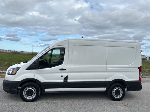 Used 2020 Ford Transit 150 Medium Roof w/ Load Area Protection Package RWD image 3
