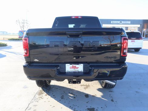 New 2026 RAM 2500 Big Horn AWD/4WD image 22