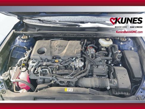 Used 2025 Toyota Camry SE image 21
