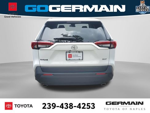 Certified 2025 Toyota RAV4 XLE w/ Convenience Package FWD image 8